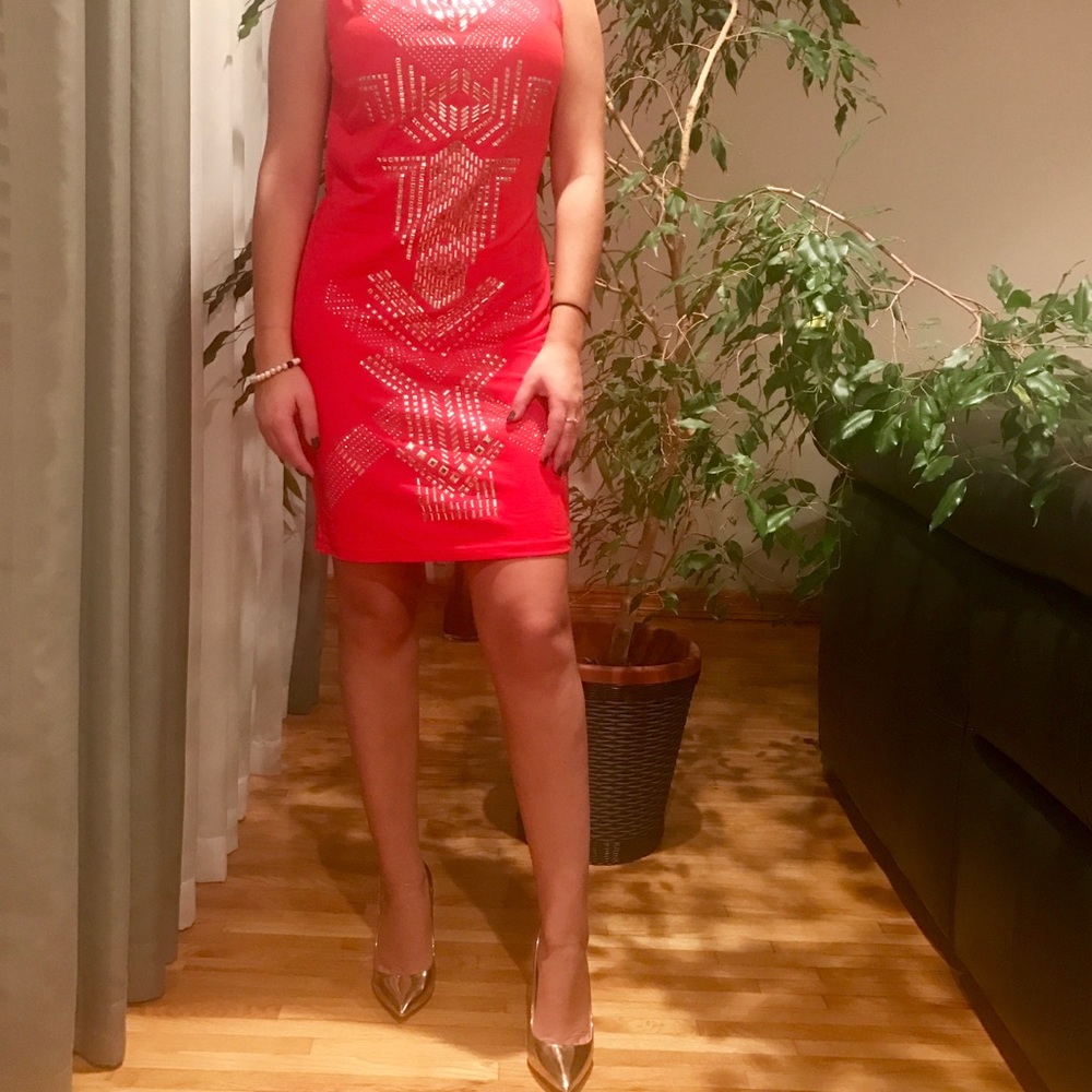 Mini red dress